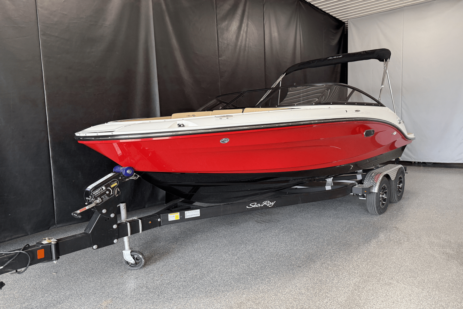2025 Sea Ray SPX 190 Image Thumbnail #2