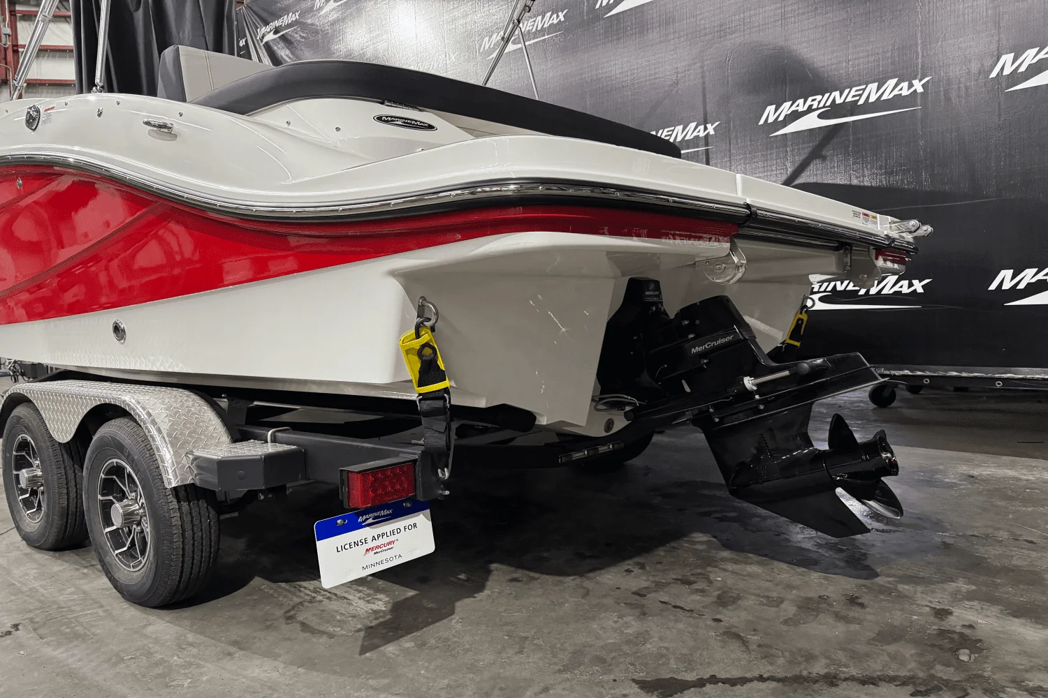 2025 Sea Ray SPX 210 Image Thumbnail #9