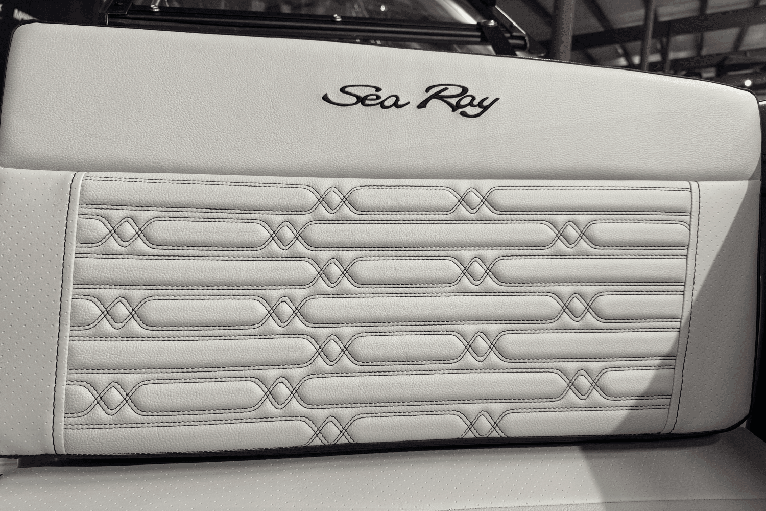 2025 Sea Ray SPX 210 Image Thumbnail #53