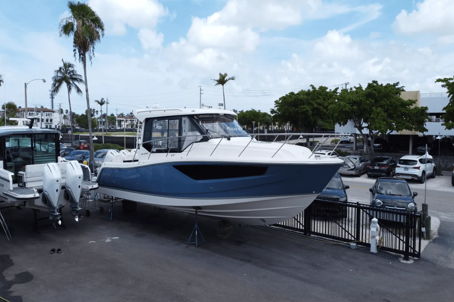 2025 Boston Whaler 365 Conquest Image Thumbnail #0