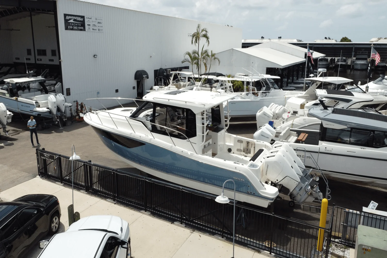 2025 Boston Whaler 365 Conquest Image Thumbnail #12