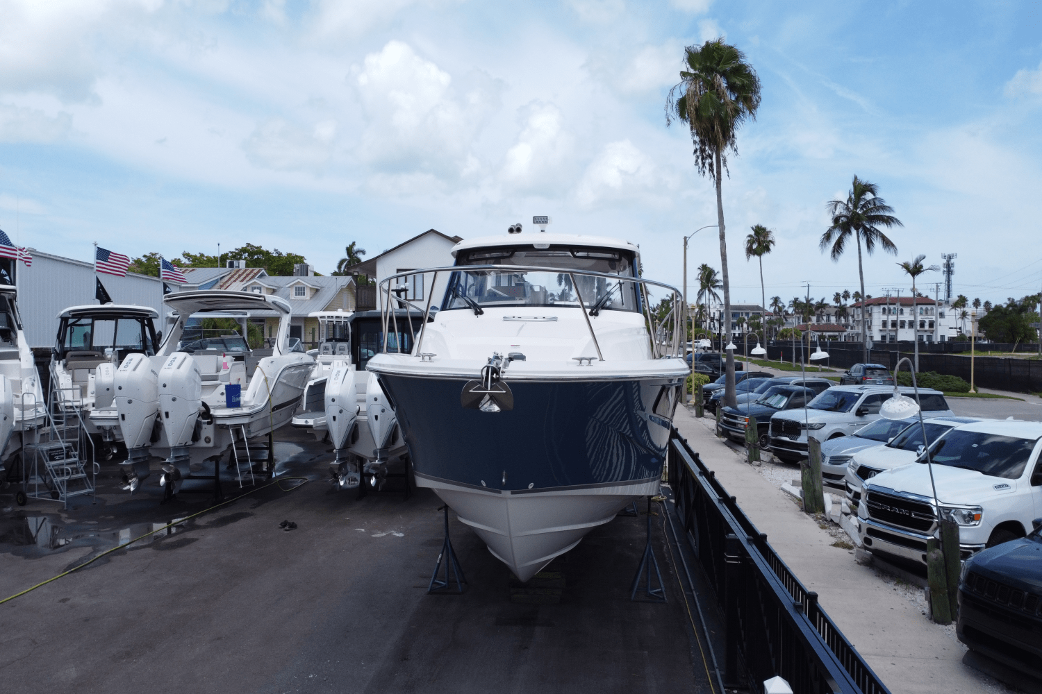 2025 Boston Whaler 365 Conquest Image Thumbnail #3