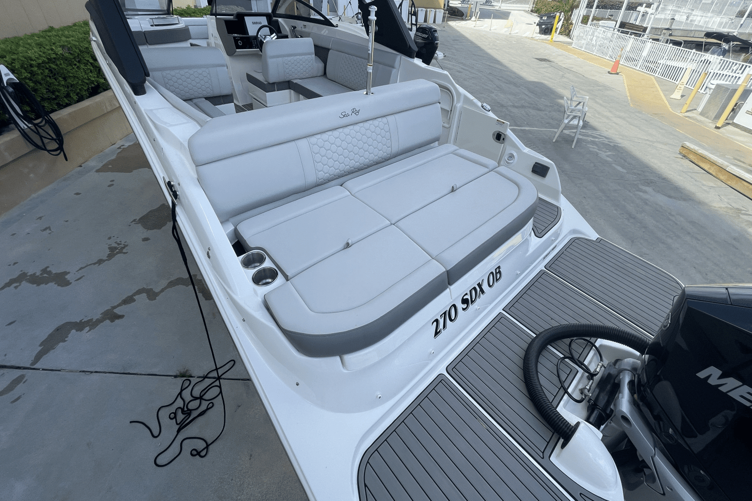 2023 Sea Ray 270 SDX OUTBOARD Image Thumbnail #54