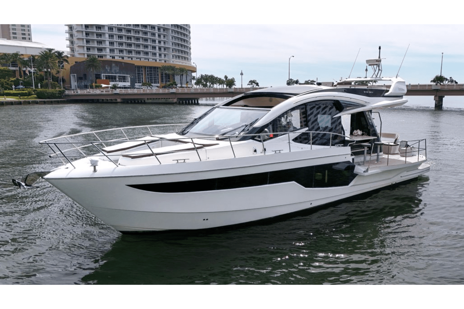 2020 Galeon 510 SKY Image Thumbnail #24