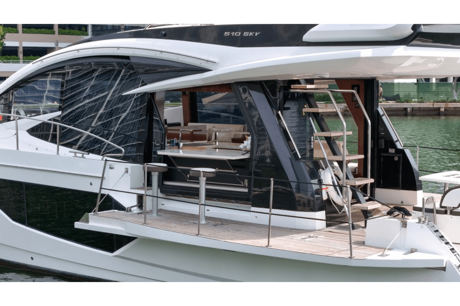 2020 Galeon
                                                             510 SKY Image Thumbnail #34