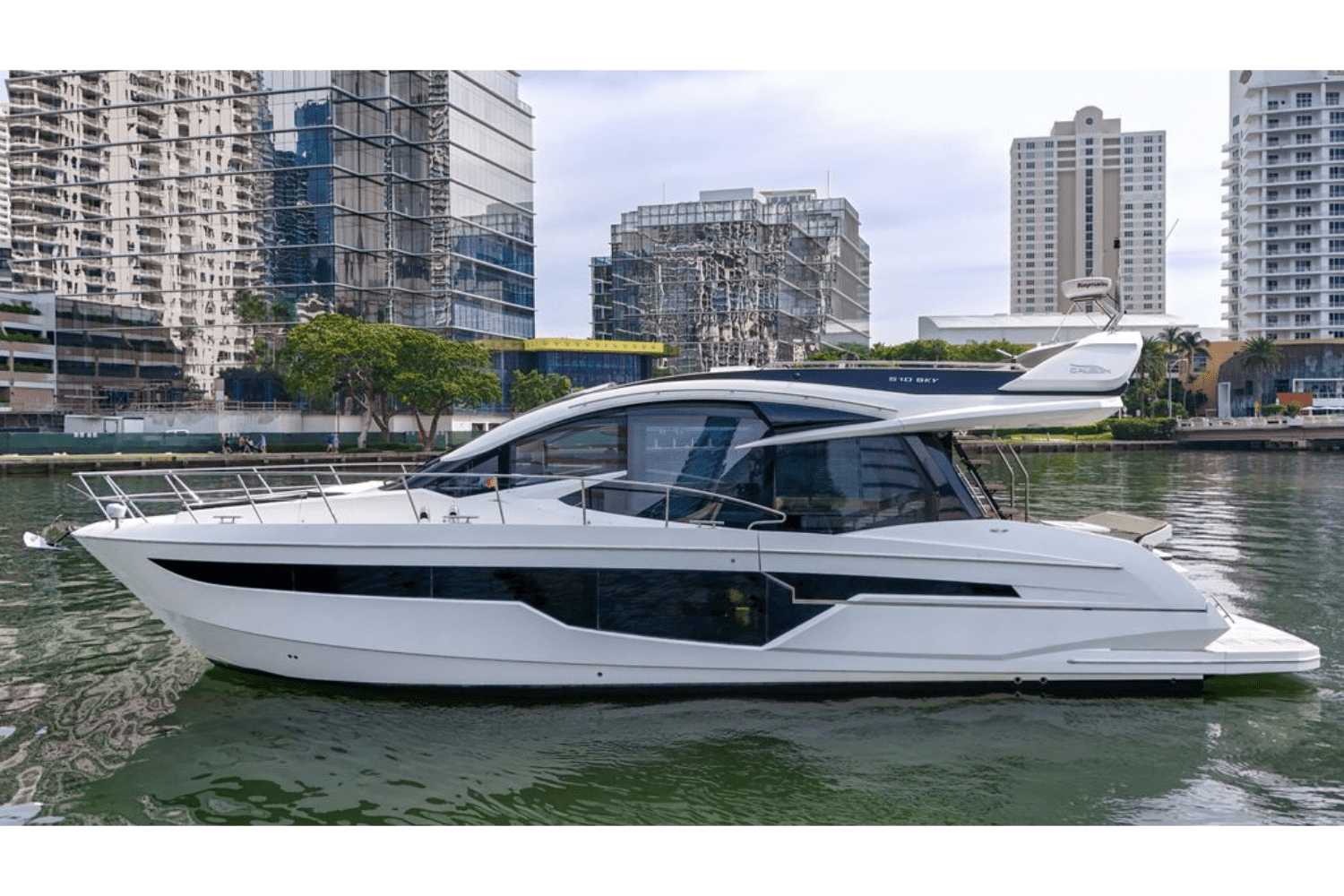 2020 Galeon
                                                             510 SKY Image Thumbnail #6