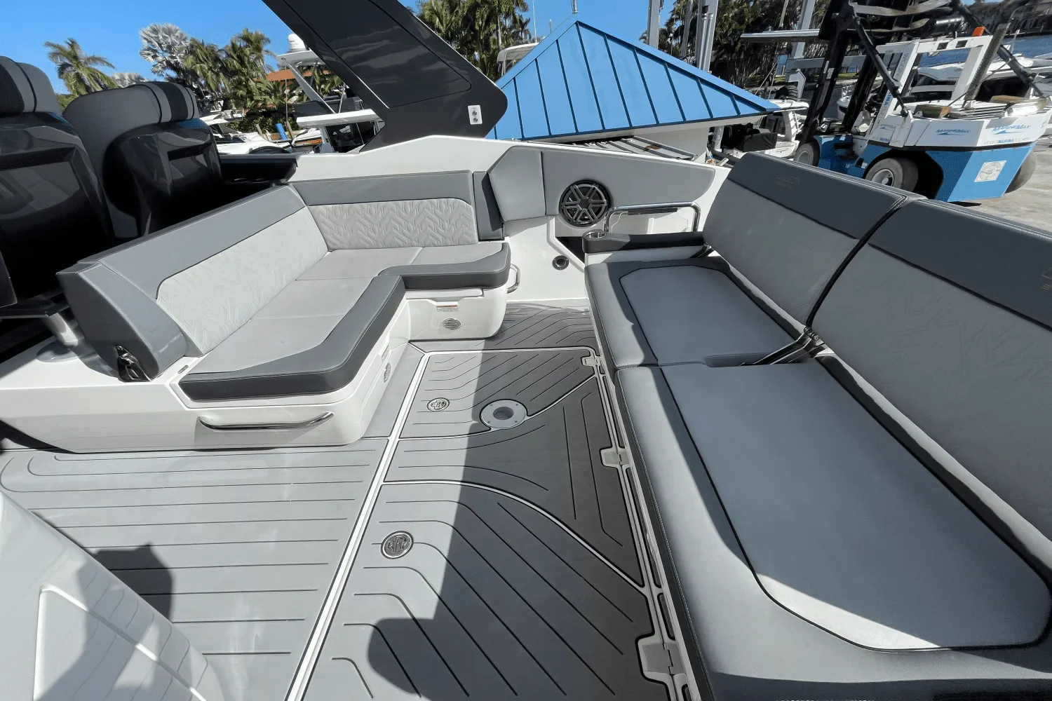 2023 Galeon 325 GTO Image Thumbnail #14