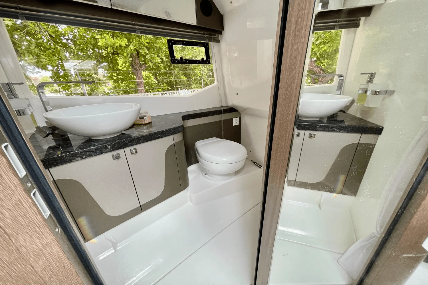 2023 Galeon 325 GTO Image Thumbnail #32