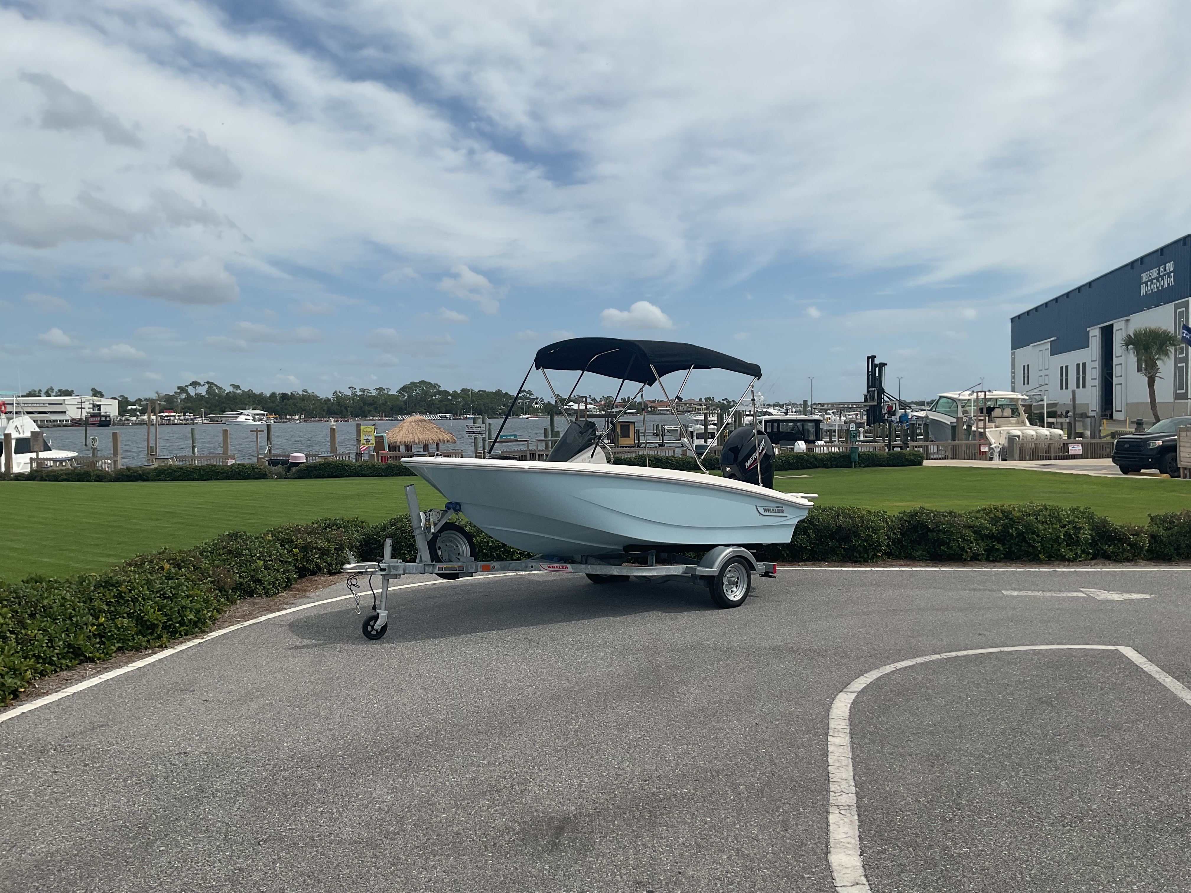 2025 Boston Whaler 130 Super Sport Image Thumbnail #0