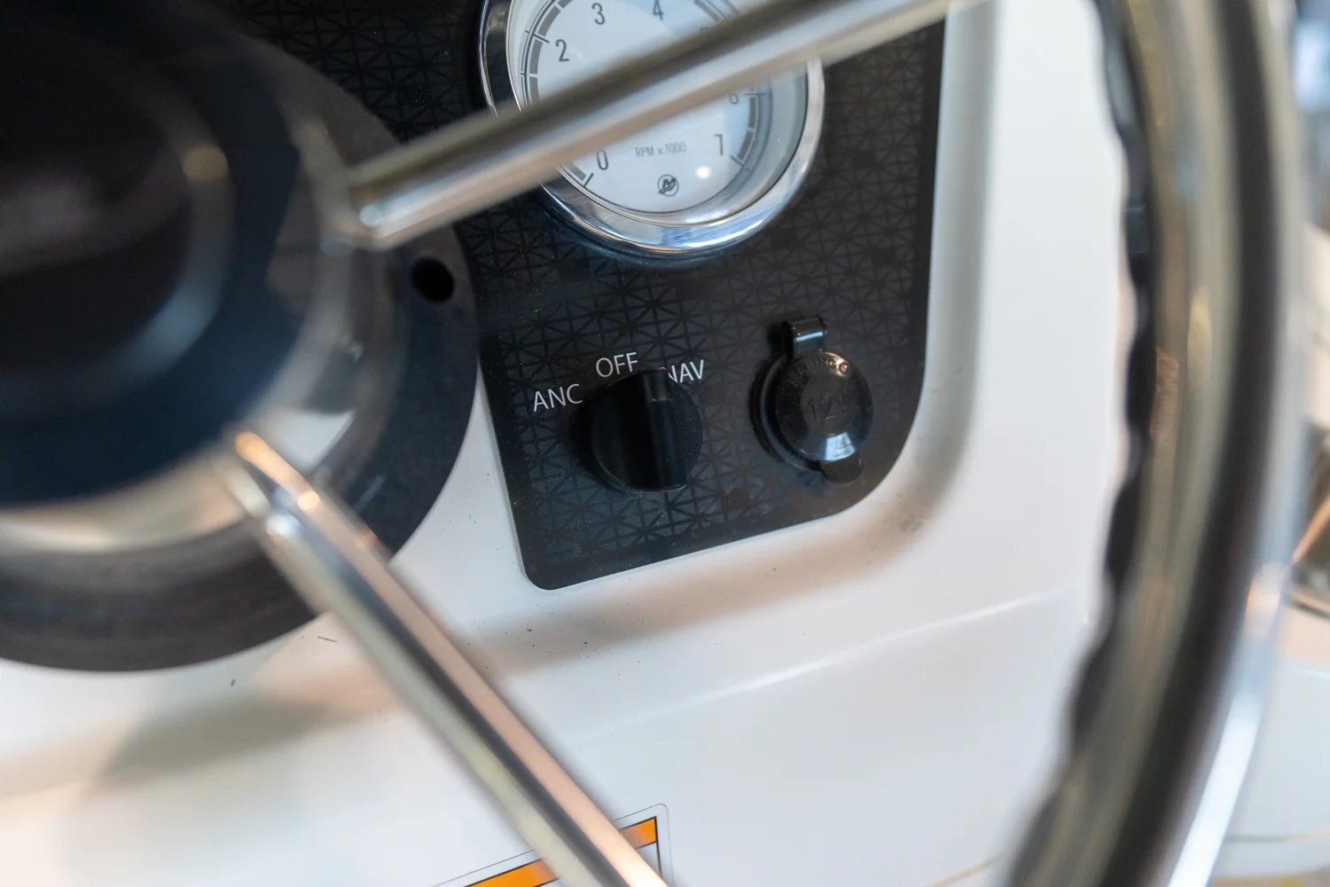 2025 Boston Whaler 130 Super Sport Image Thumbnail #15