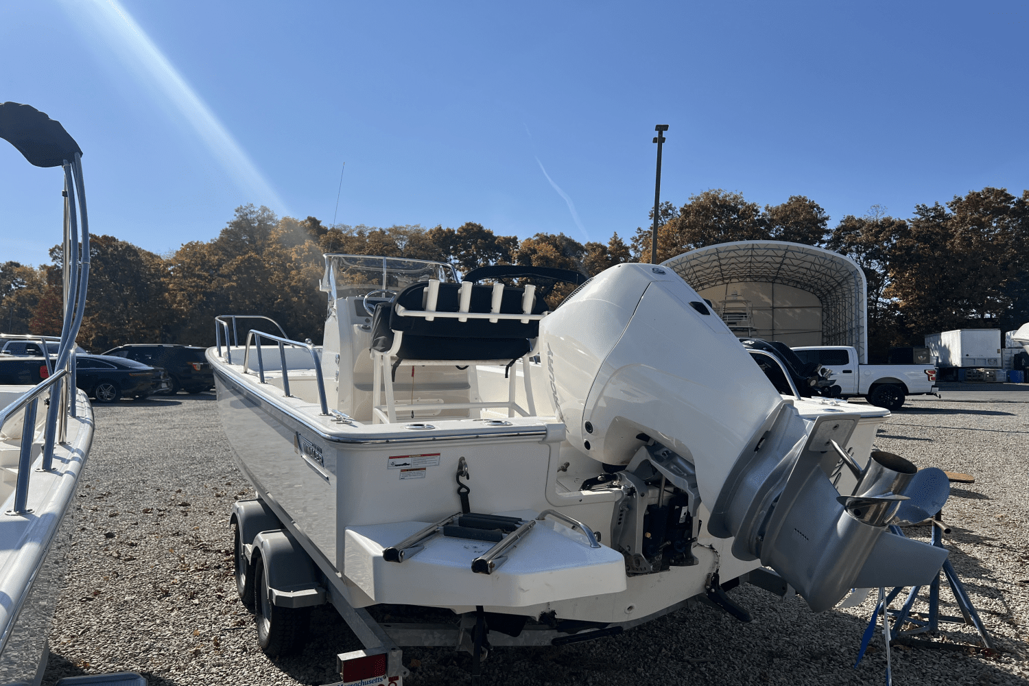 2022 Boston Whaler 21 MONTAUK Image Thumbnail #4