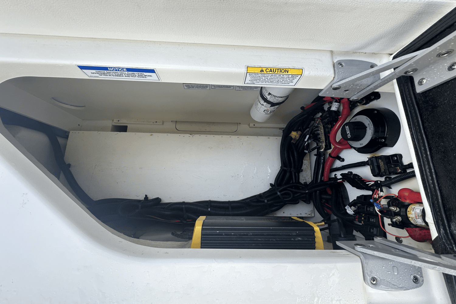 2023 Sea Ray 270 SDX OUTBOARD Image Thumbnail #23