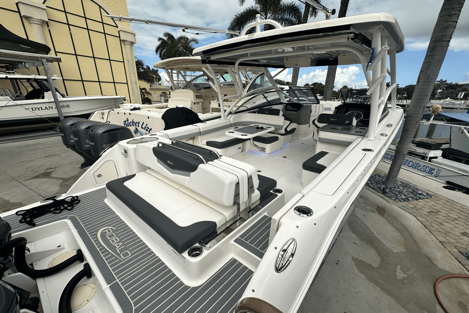 2022 Robalo R317 DUAL CONSOLE Image Thumbnail #19