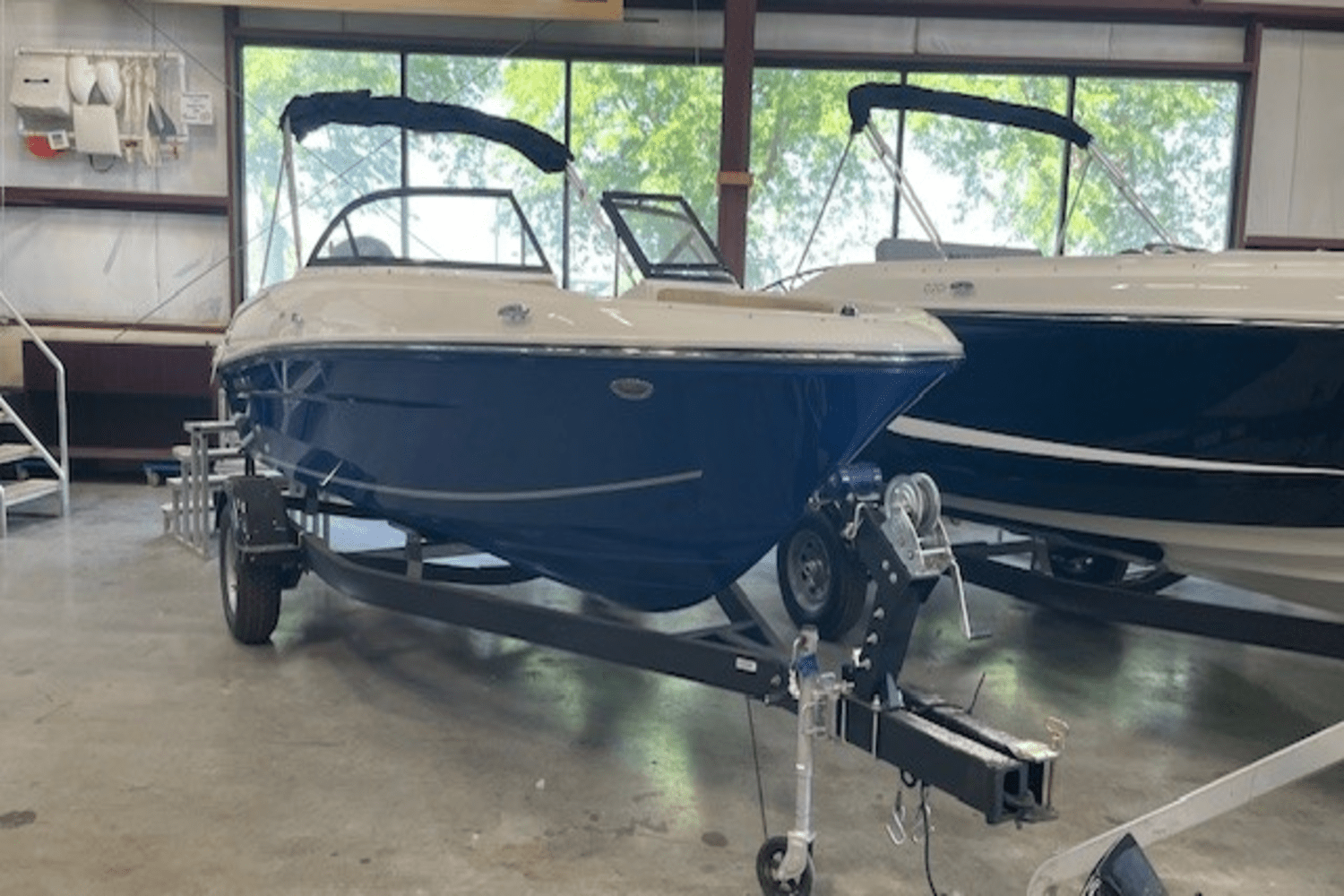 2025 Bayliner VR4OB Image Thumbnail #1