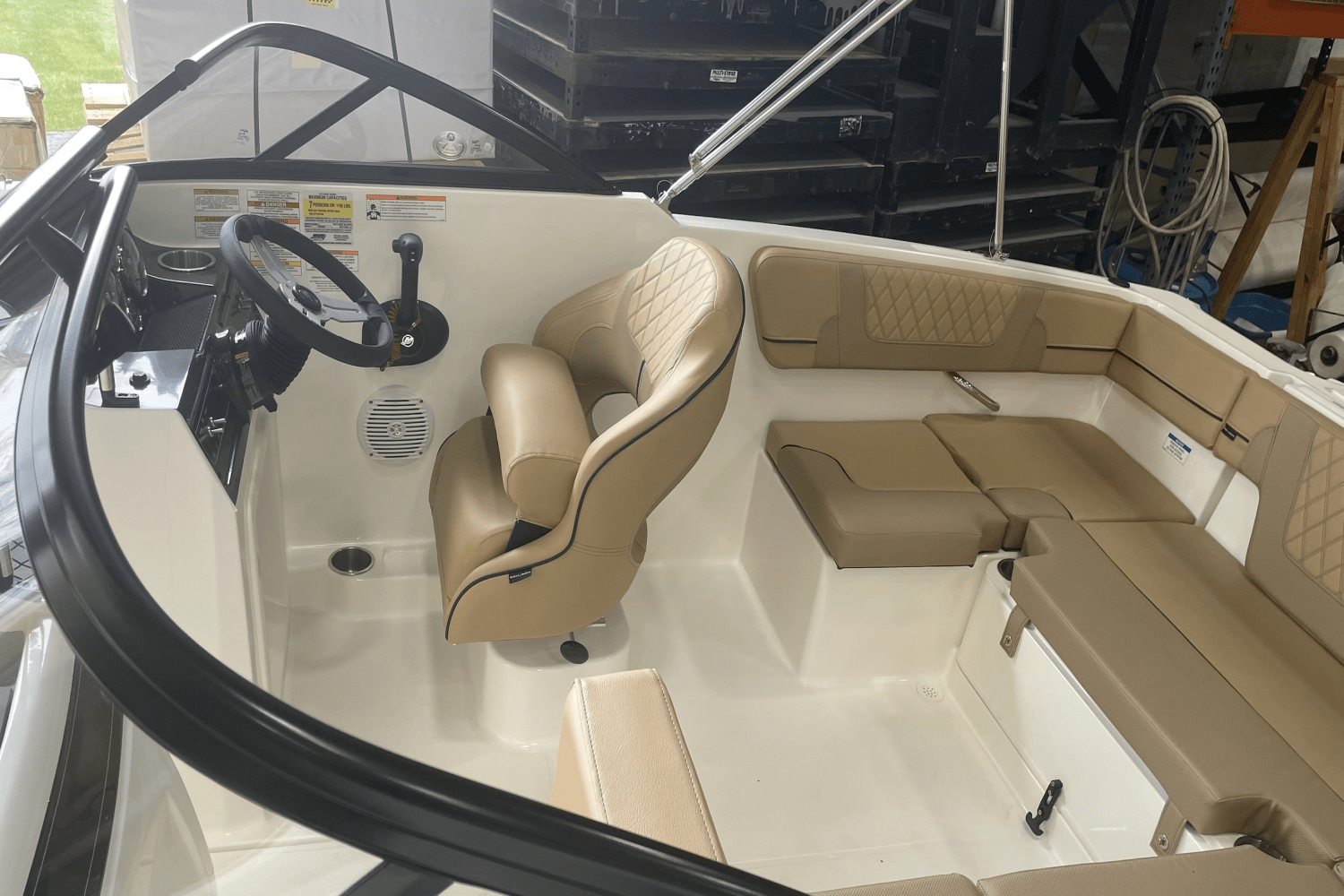 2025 Bayliner VR4OB Image Thumbnail #22