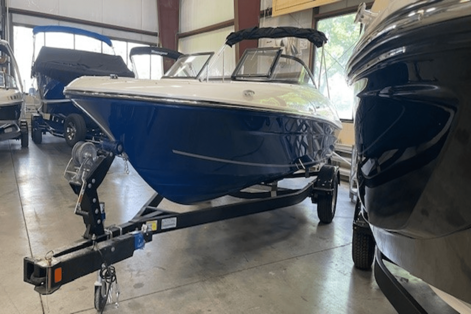 2025 Bayliner VR4OB Image Thumbnail #2