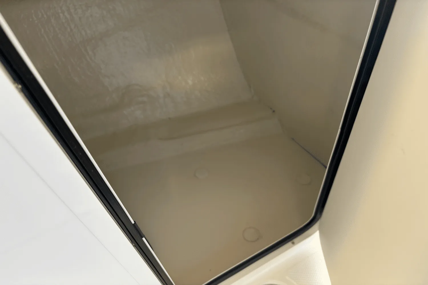 2025 Bayliner VR4OB Image Thumbnail #25