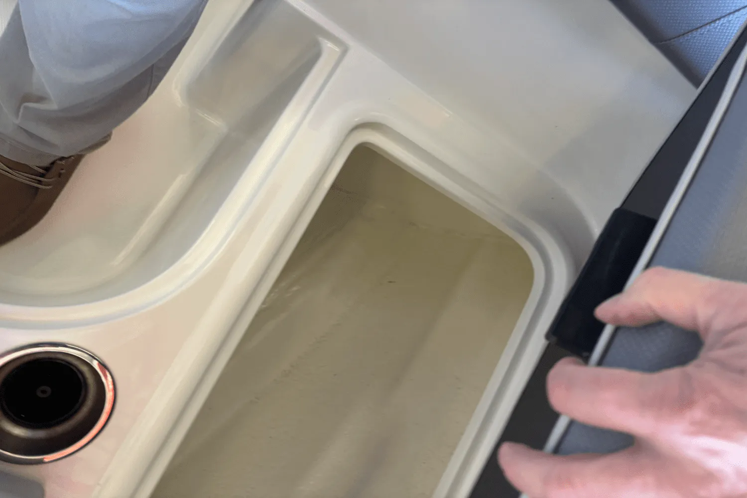 2025 Bayliner VR4OB Image Thumbnail #17