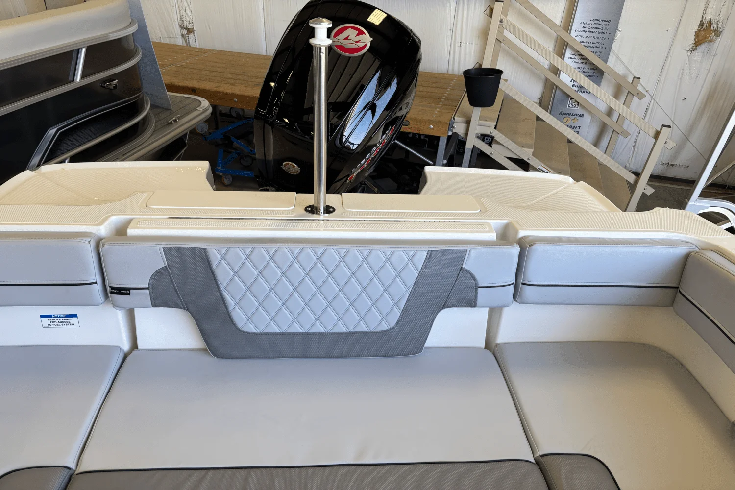 2025 Bayliner VR4OB Image Thumbnail #15