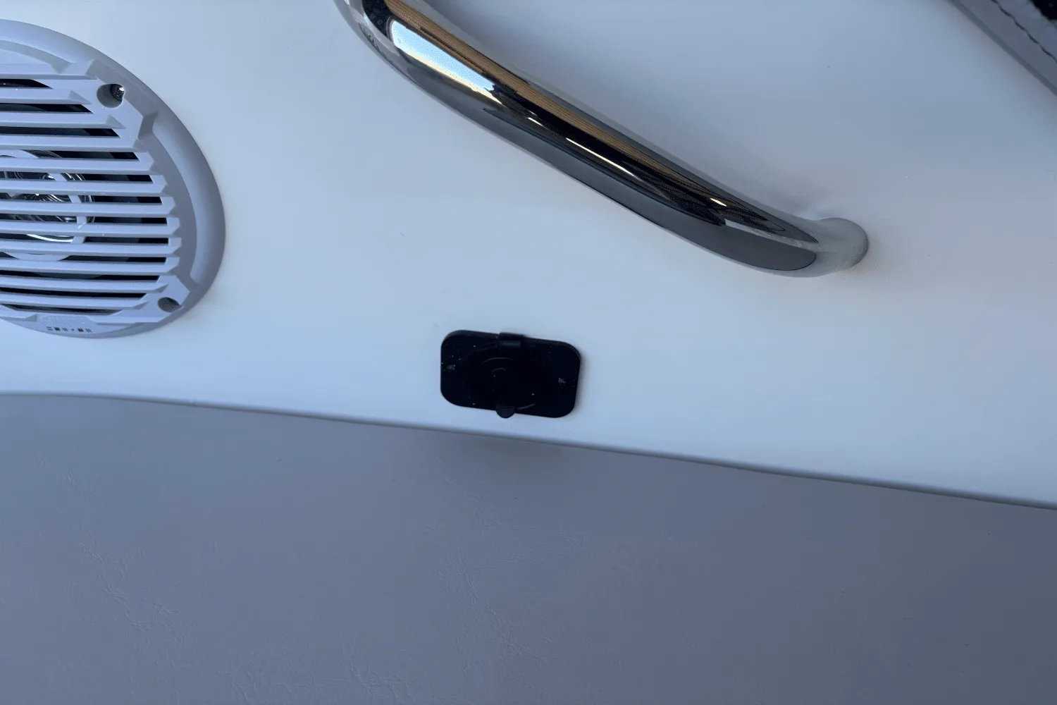 2025 Bayliner VR4OB Image Thumbnail #21