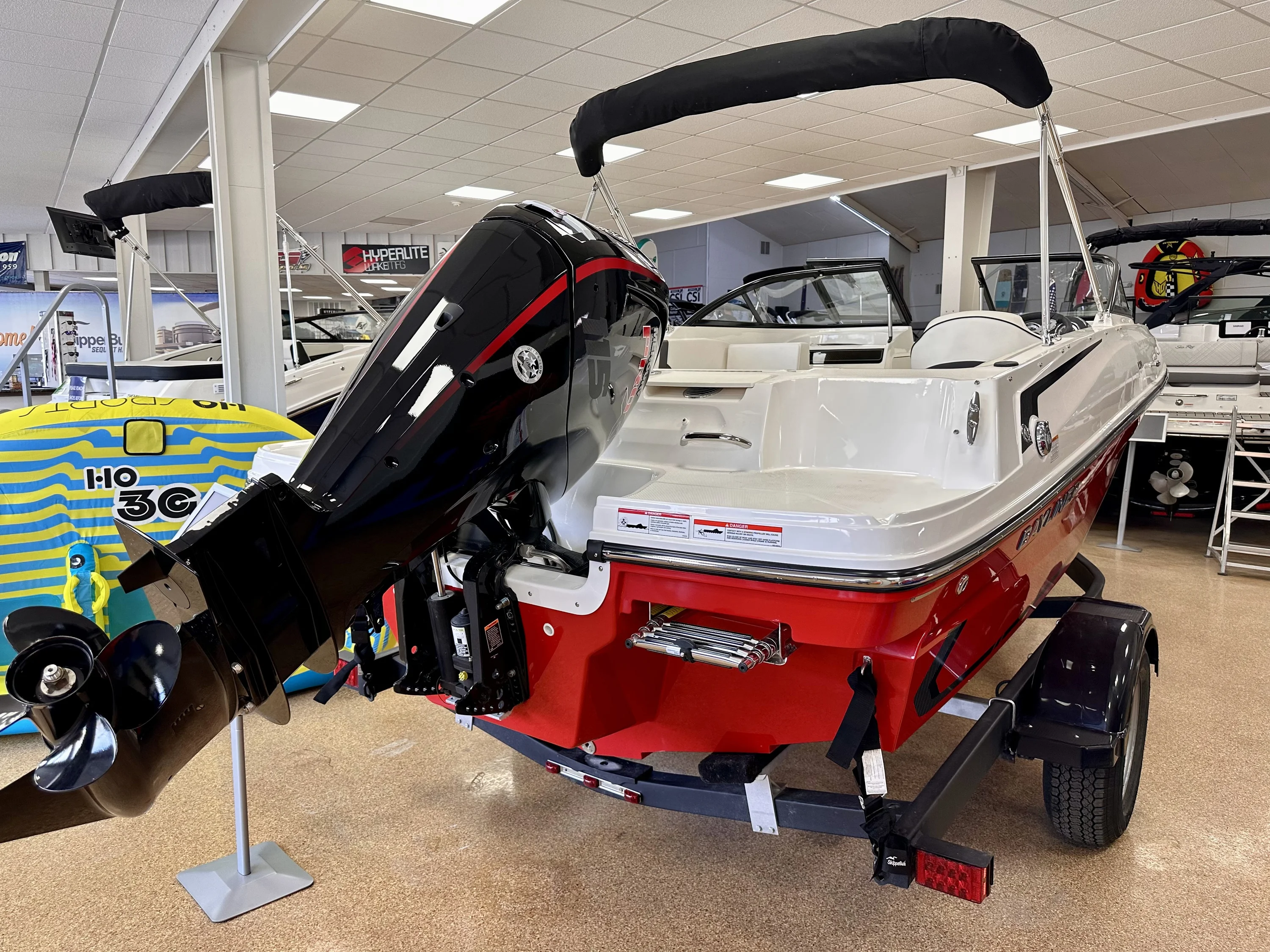 2025 Bayliner VR4OB Image Thumbnail #2