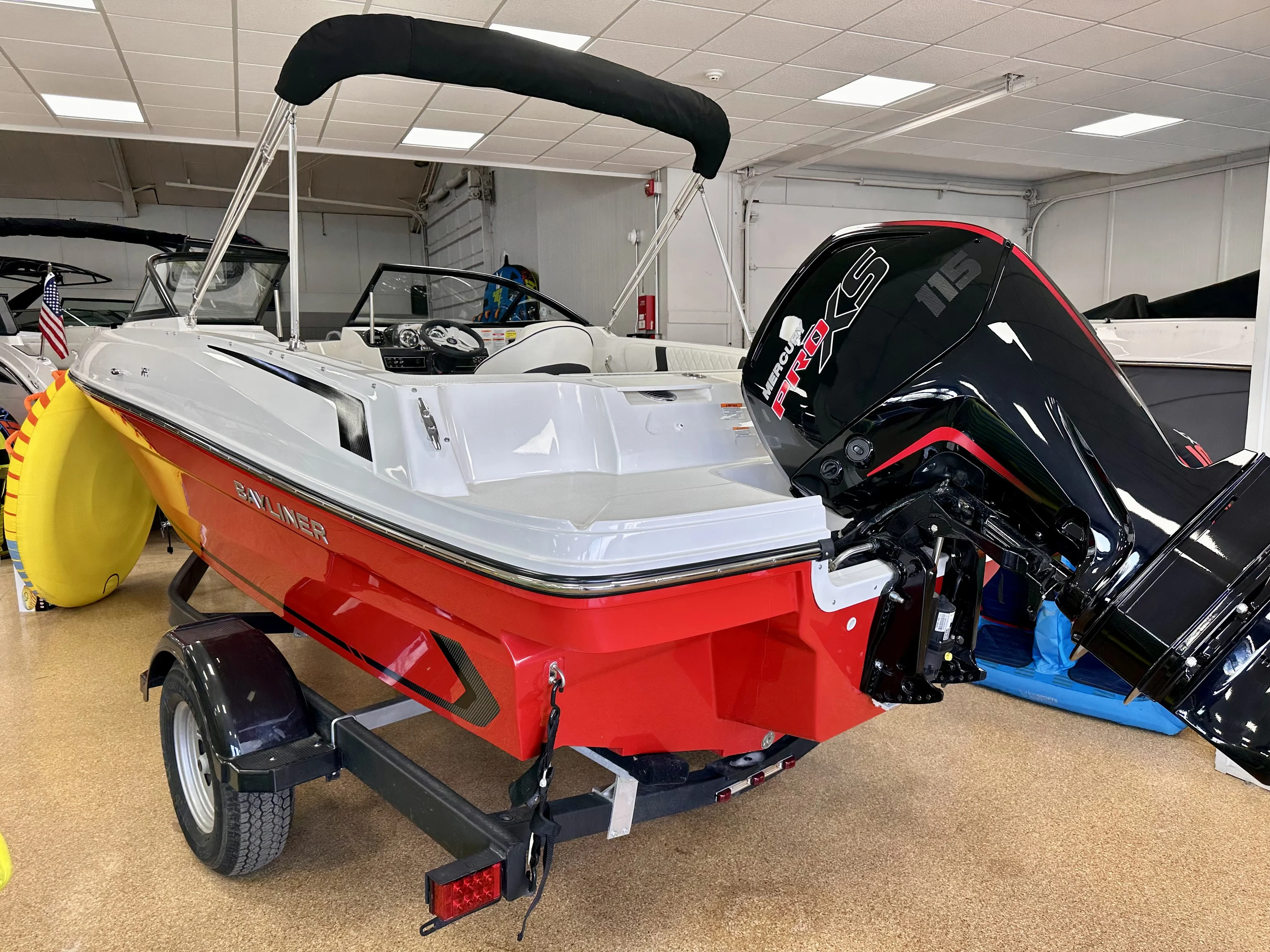 2025 Bayliner VR4OB Image Thumbnail #4