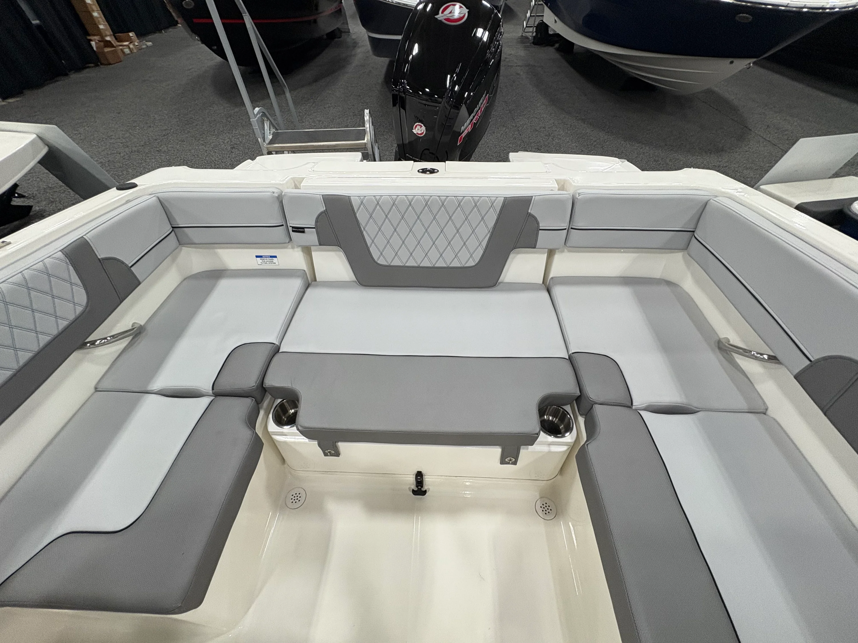 2025 Bayliner VR4OB Image Thumbnail #23