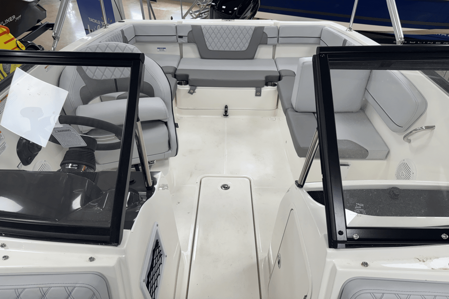 2025 Bayliner
                                                             VR4OB Image Thumbnail #7