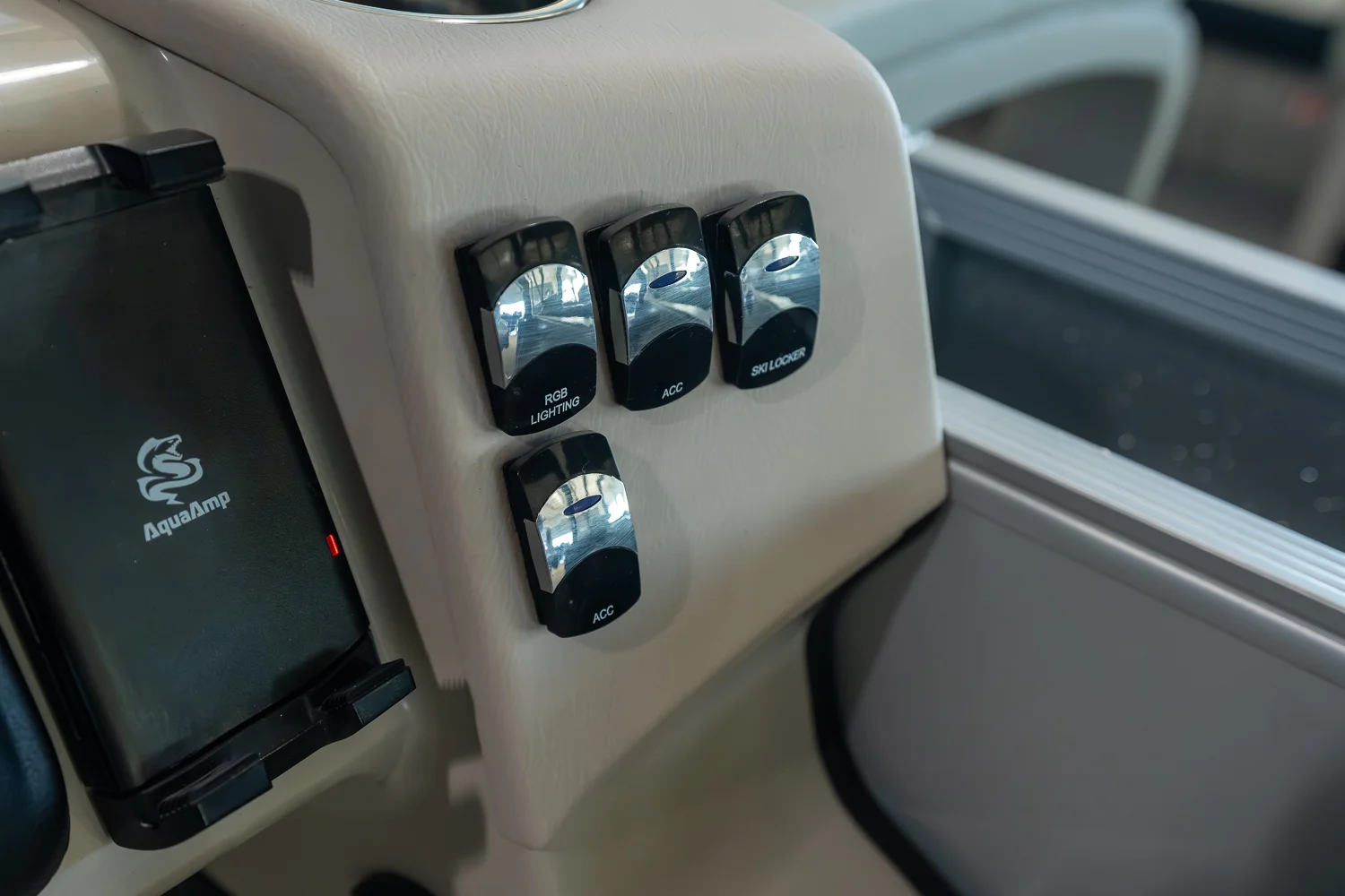 2025 Harris Sunliner 230 Sport Image Thumbnail #17