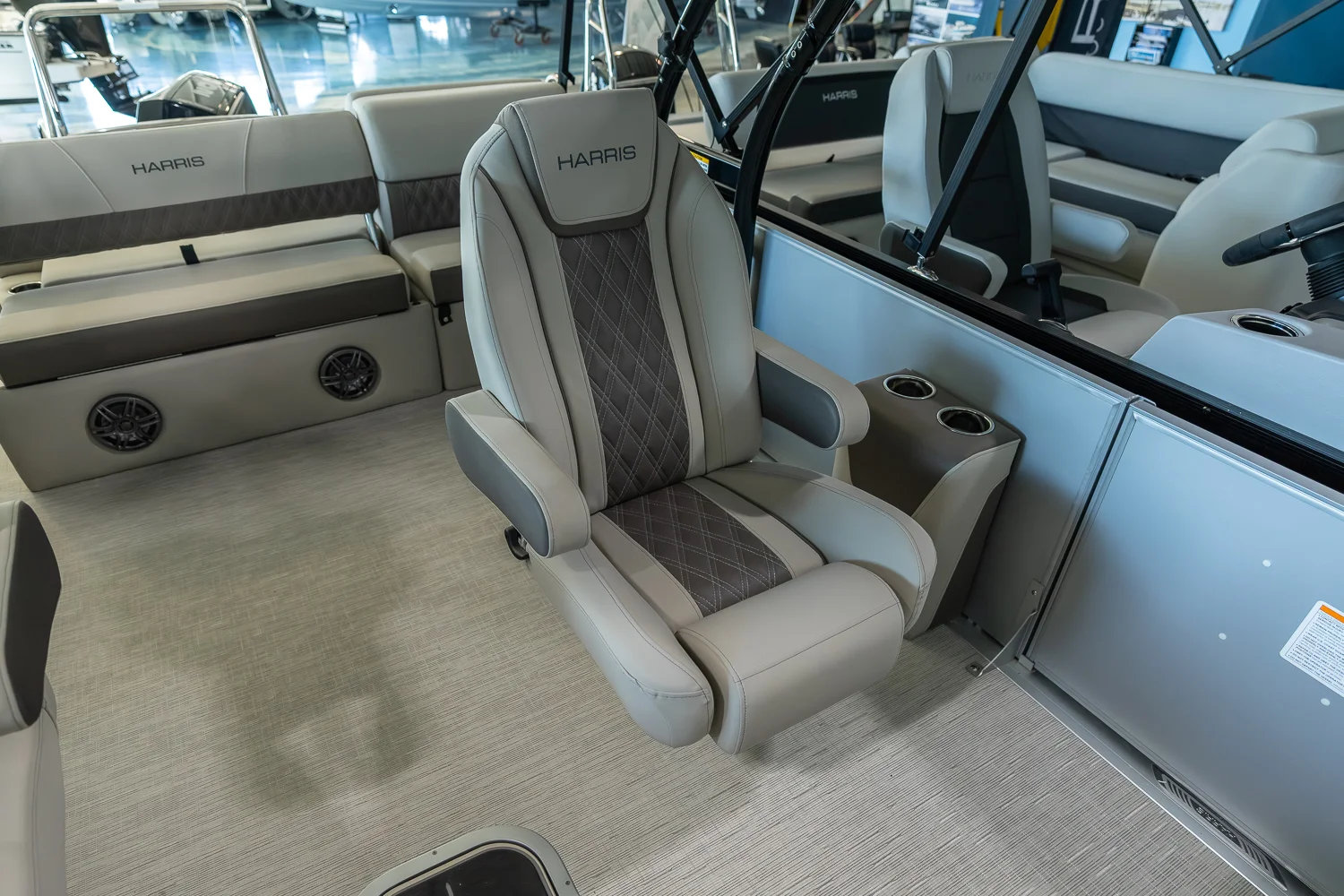 2025 Harris Sunliner 230 Sport Image Thumbnail #24