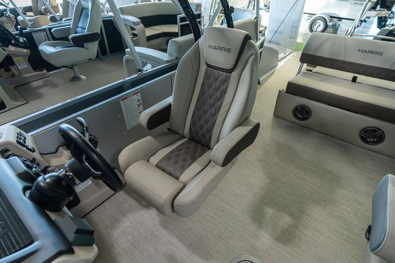 2025 Harris Sunliner 230 Sport Image Thumbnail #23