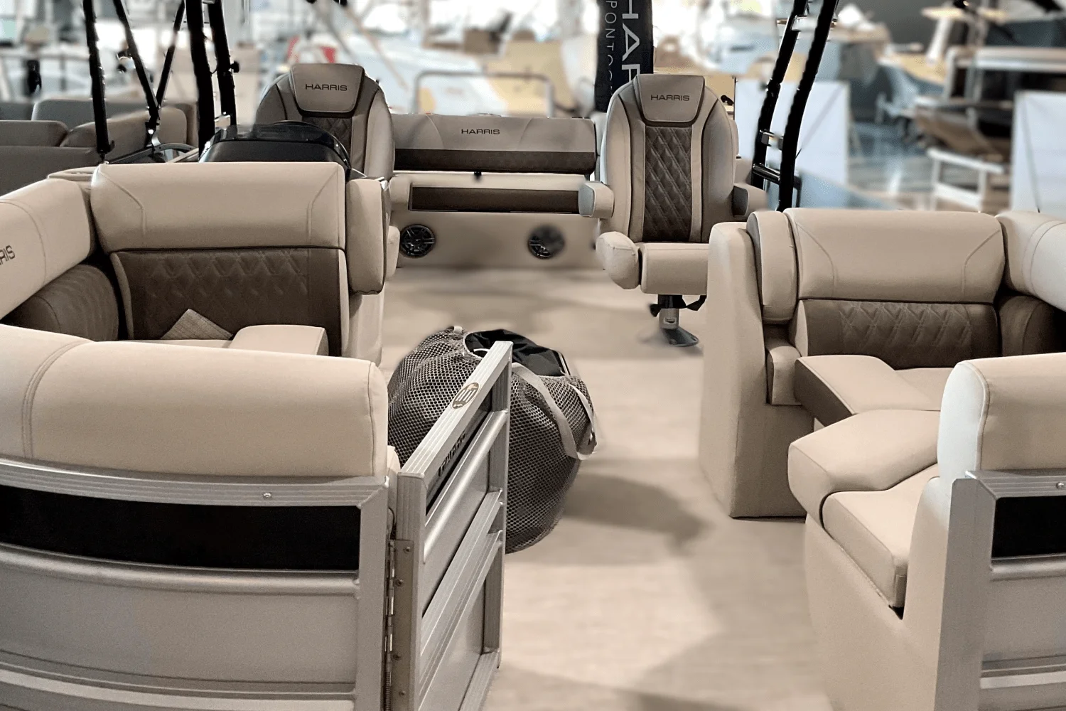 2025 Harris Sunliner 230 Sport Image Thumbnail #12