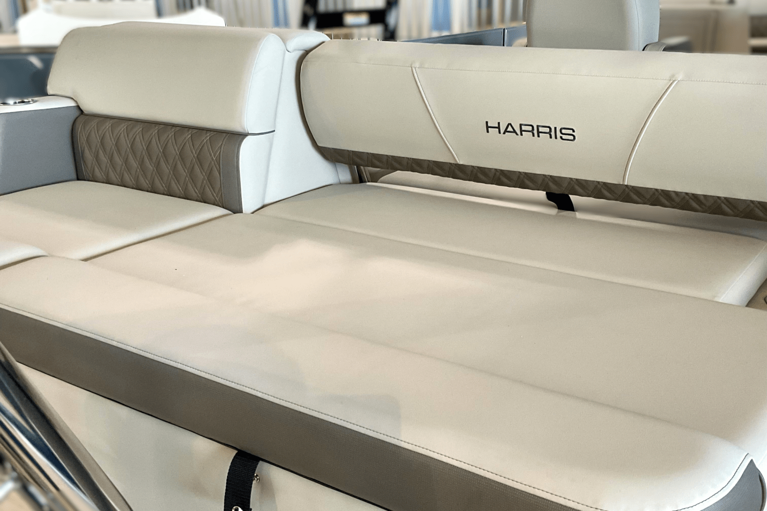 2025 Harris Sunliner 230 Sport Image Thumbnail #18