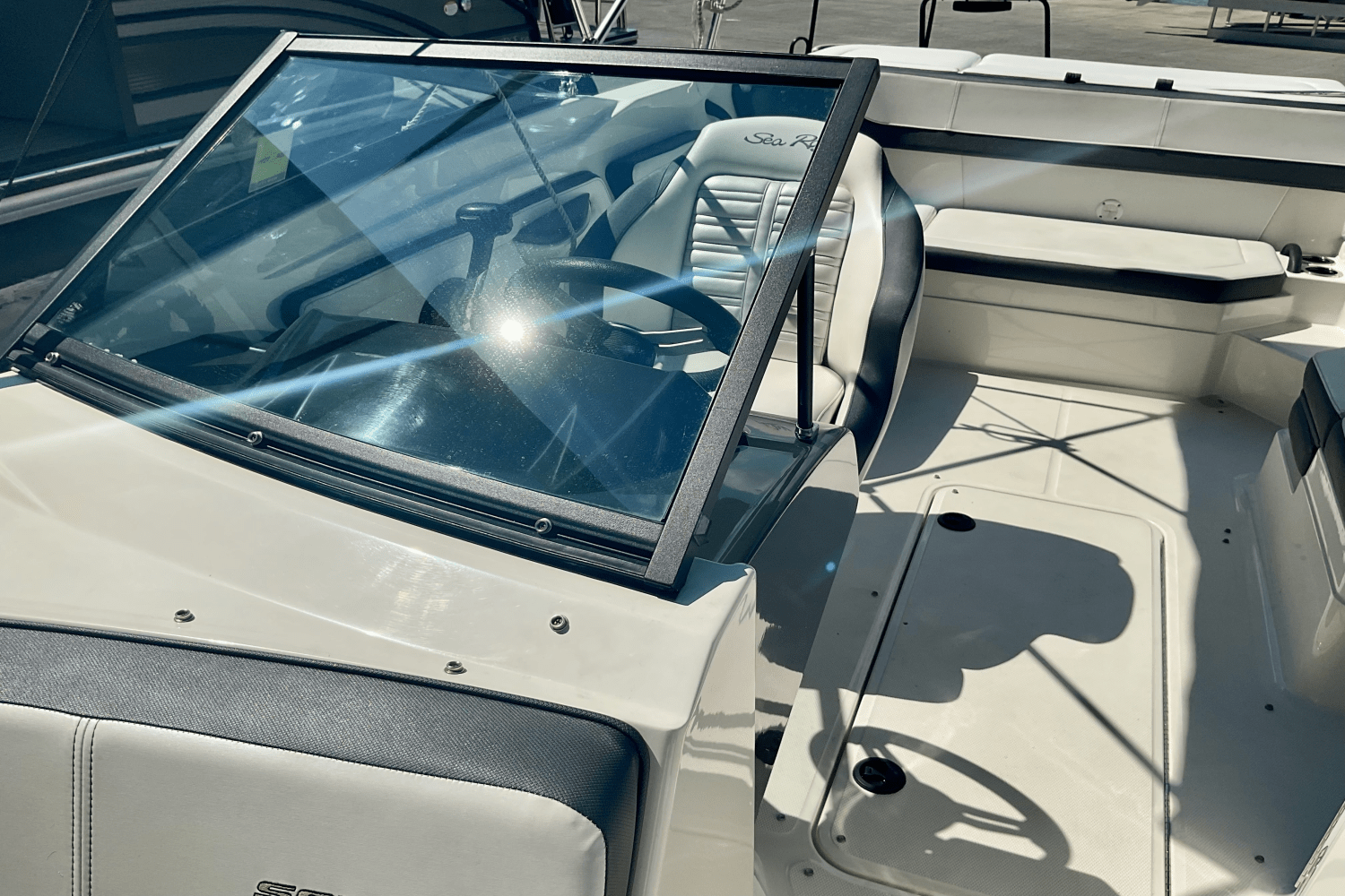 2016 Sea Ray 21 SPX Image Thumbnail #13