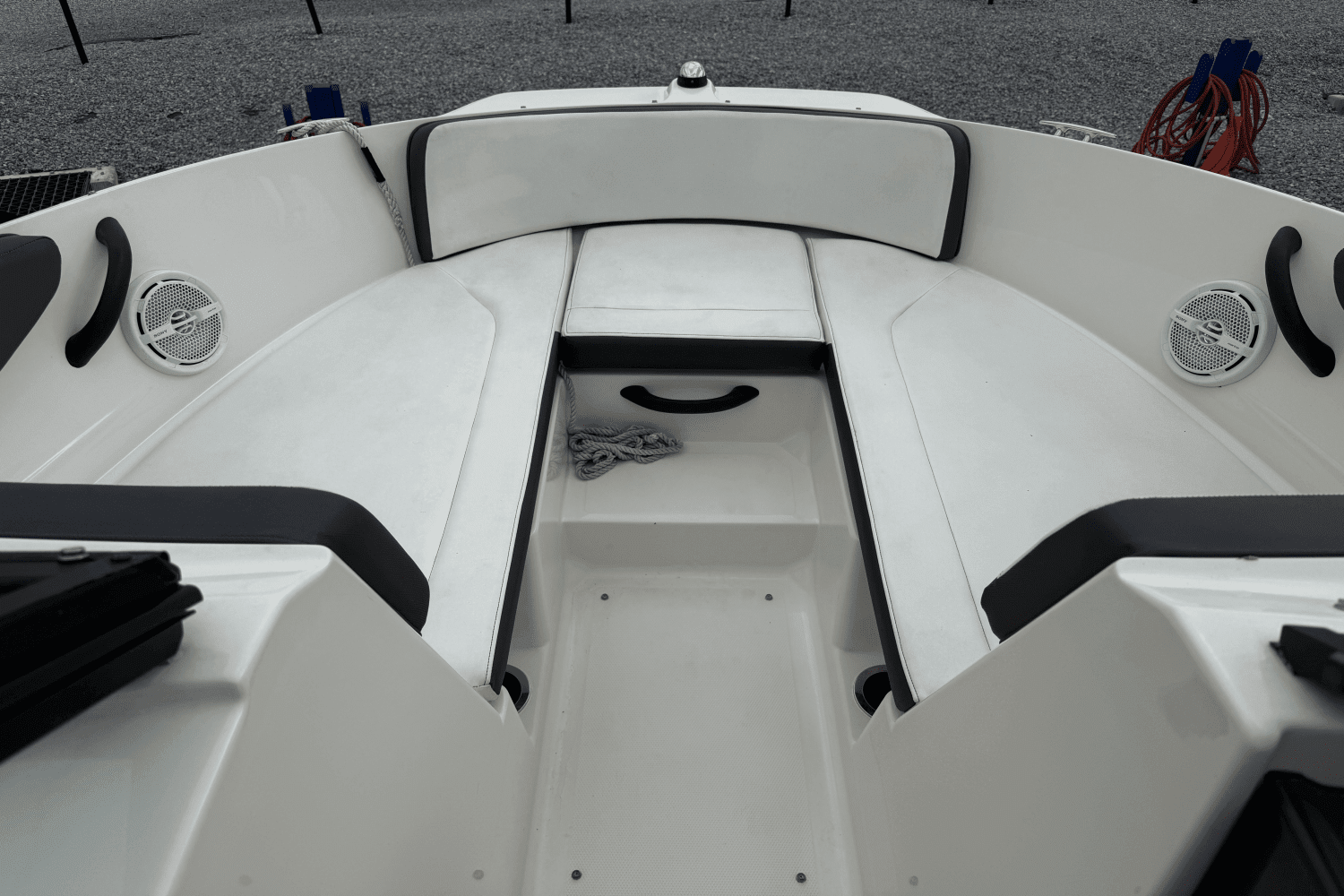 2016 Sea Ray 21 SPX Image Thumbnail #9