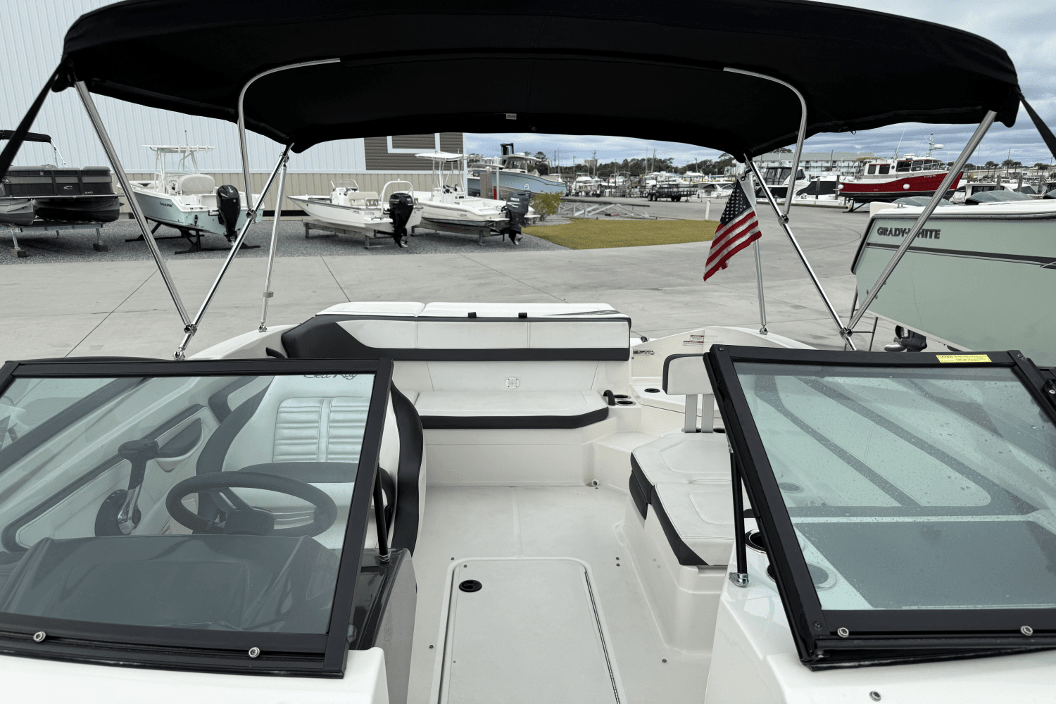 2016 Sea Ray 21 SPX Image Thumbnail #10