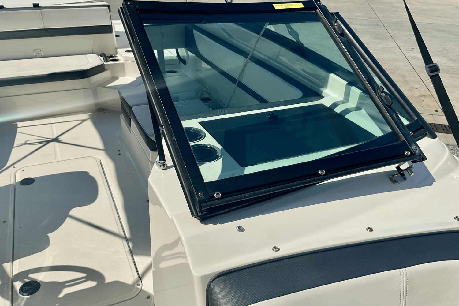 2016 Sea Ray 21 SPX Image Thumbnail #12