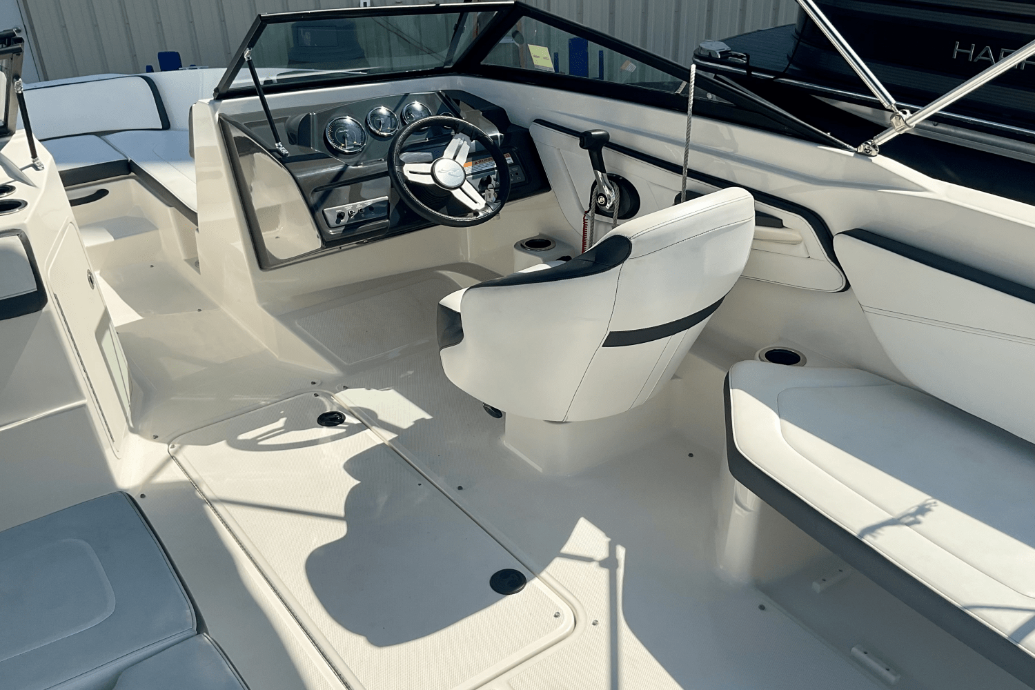 2016 Sea Ray 21 SPX Image Thumbnail #8