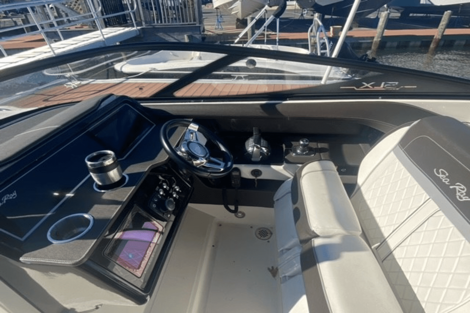 2017 Sea Ray 310 SLX Image Thumbnail #12