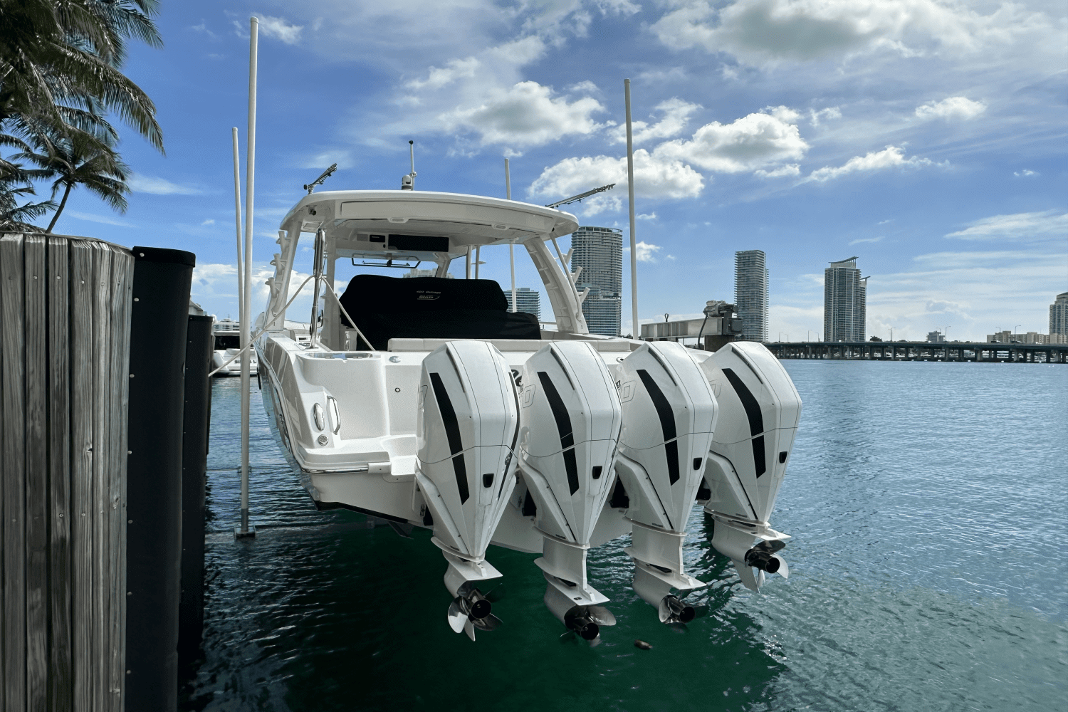 2022 Boston Whaler 420 Outrage Image Thumbnail #50