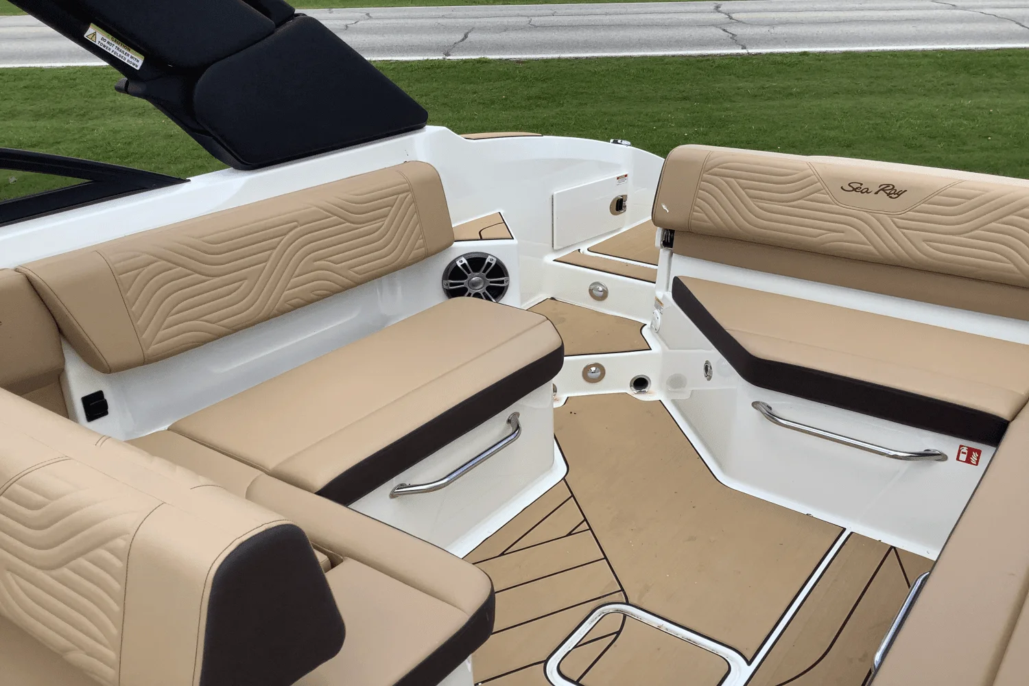 2025 Sea Ray SDX 270 Surf Image Thumbnail #22