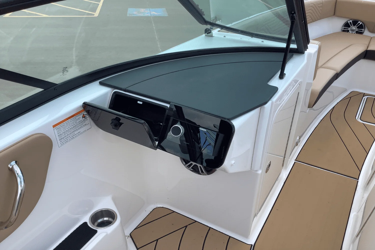 2025 Sea Ray SDX 270 Surf Image Thumbnail #12
