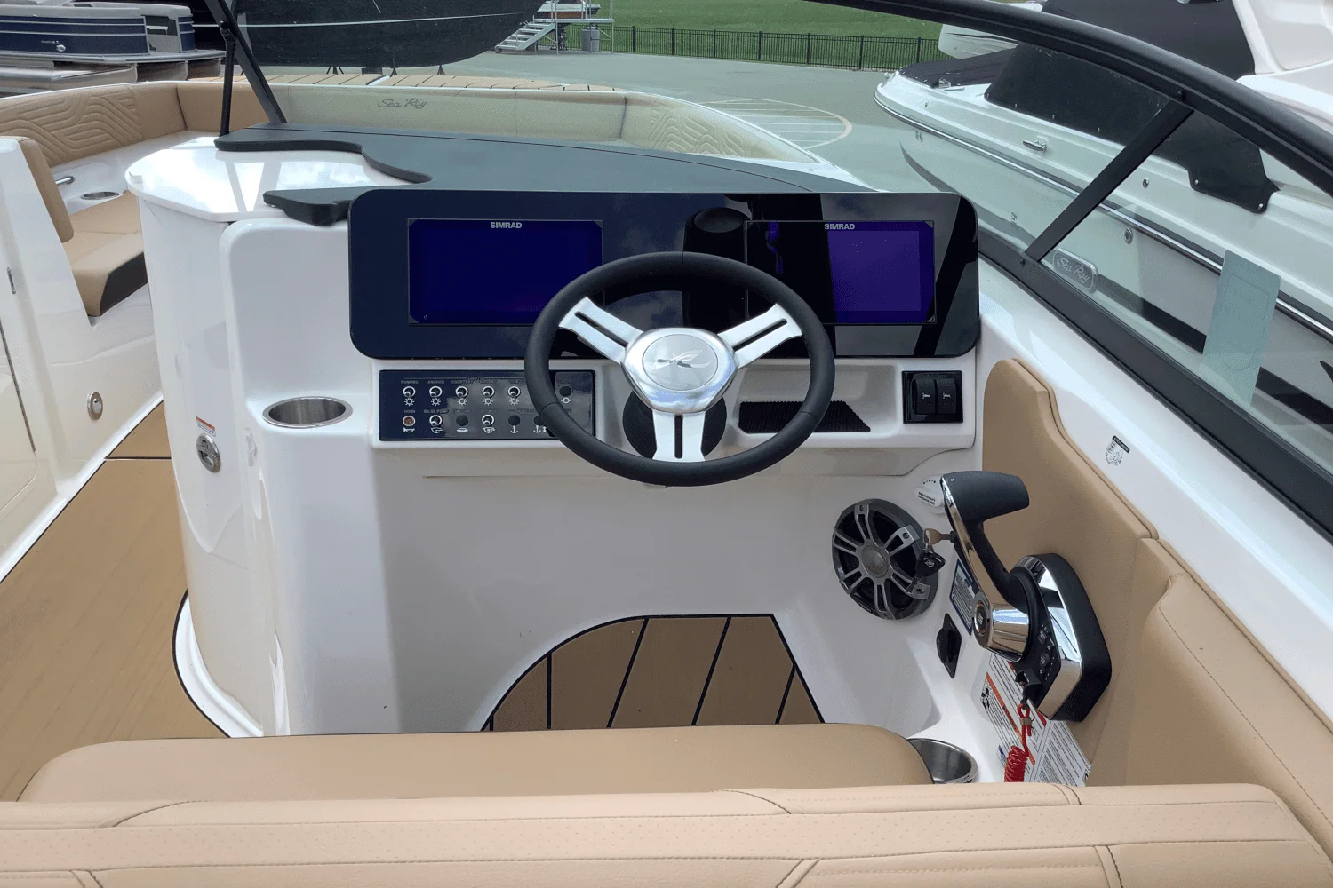 2025 Sea Ray SDX 270 Surf Image Thumbnail #18