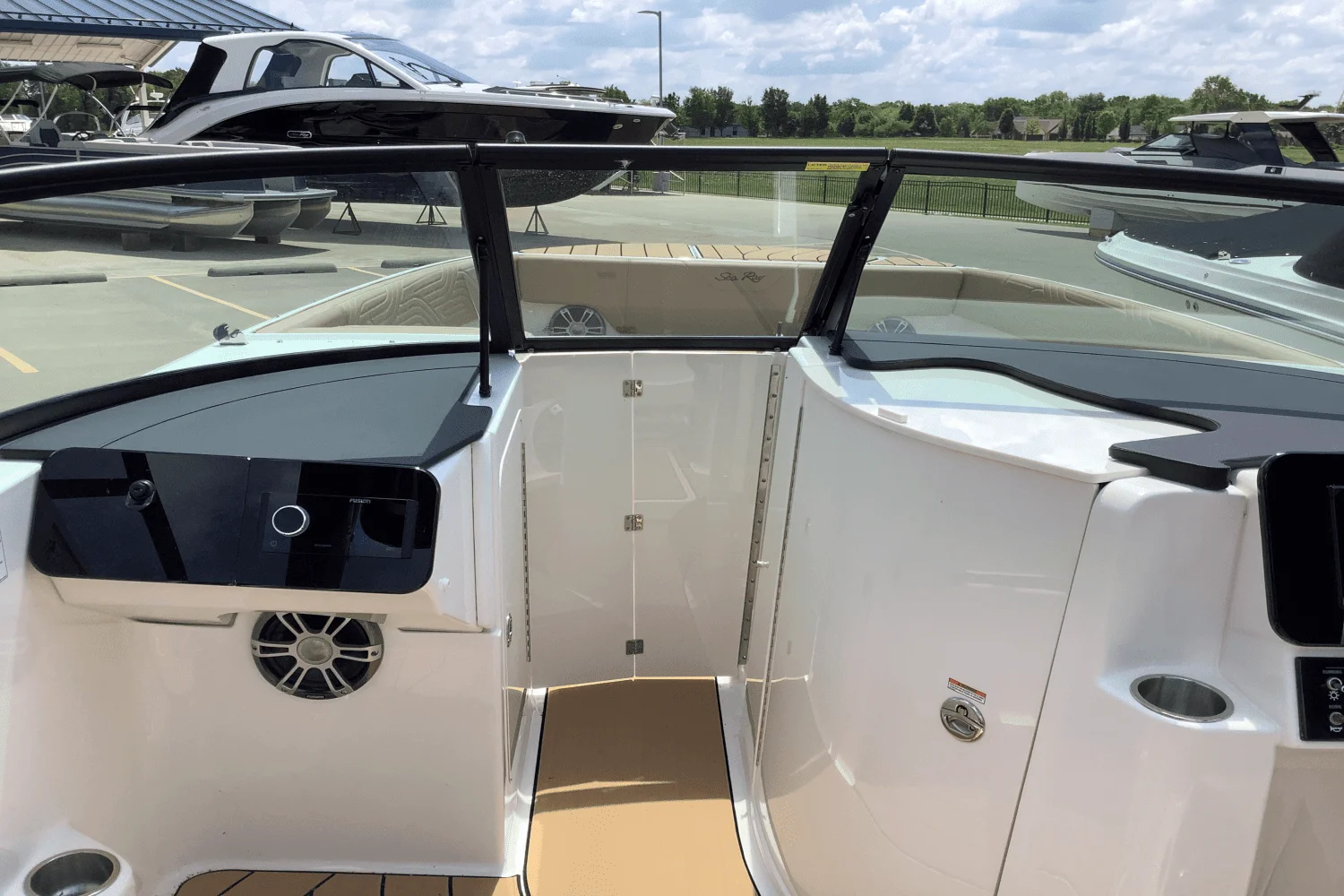 2025 Sea Ray SDX 270 Surf Image Thumbnail #9