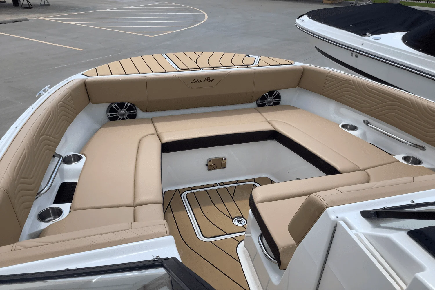 2025 Sea Ray SDX 270 Surf Image Thumbnail #8