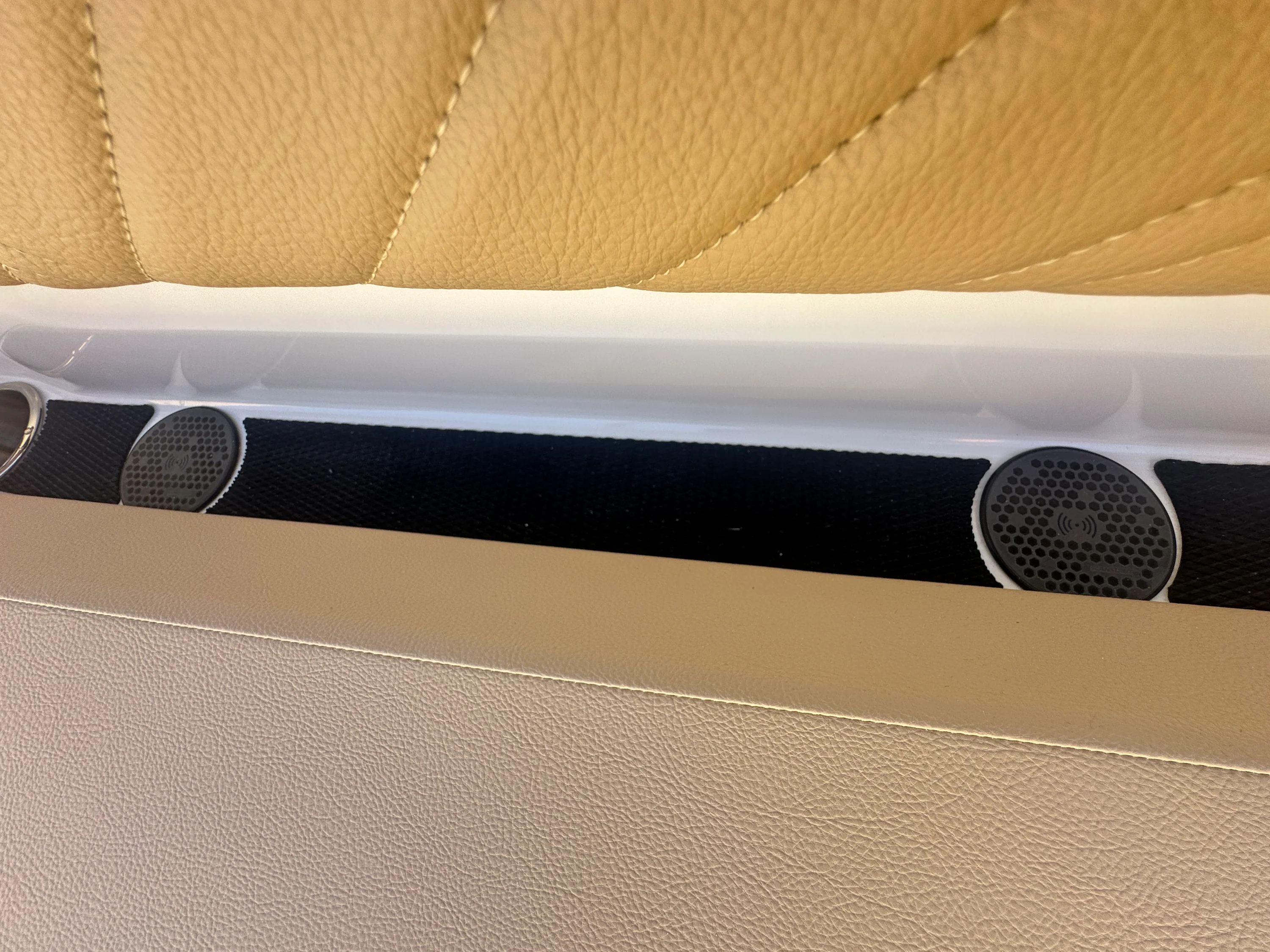 2025 Sea Ray SDX 270 Outboard Image Thumbnail #22