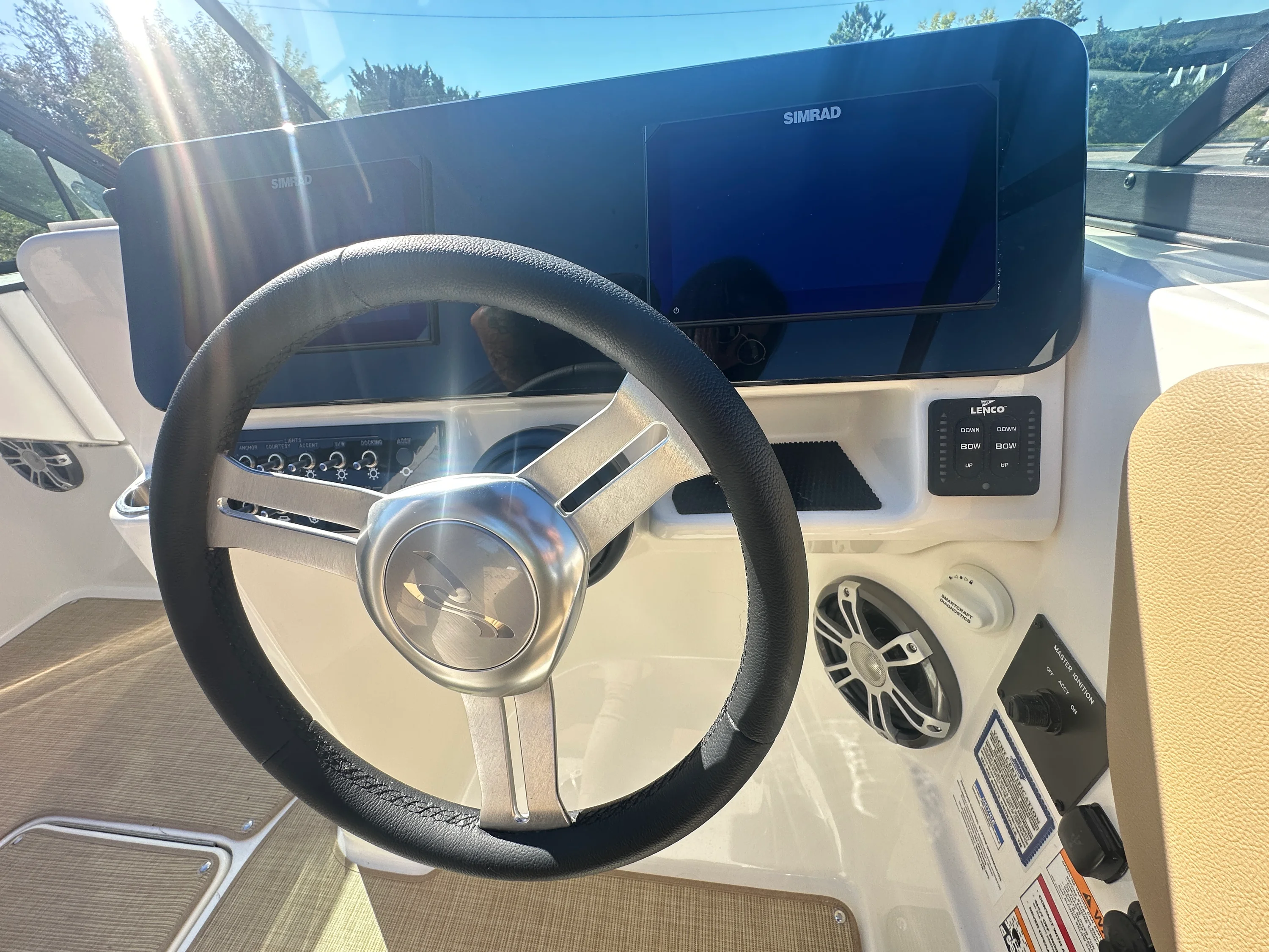 2025 Sea Ray SDX 270 Outboard Image Thumbnail #16