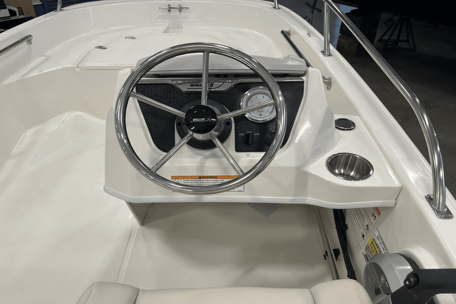 Thumbnail 3 for 2025 Boston Whaler 130 Super Sport