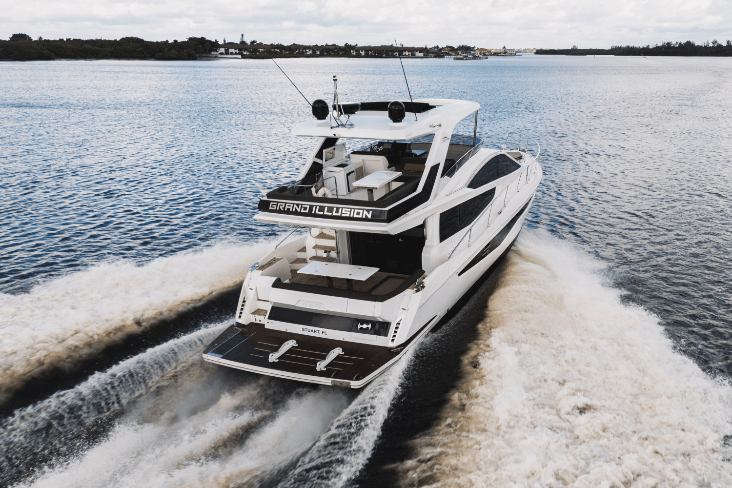 2022 Galeon
                                                             550 FLY Image Thumbnail #2