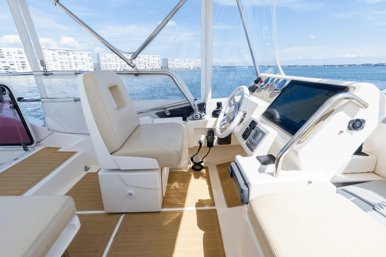 2012 Azimut 40 FLYBRIDGE Image Thumbnail #44